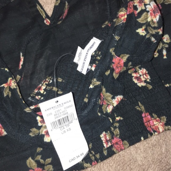 Cropped Tank Top - Picture 3 of 3